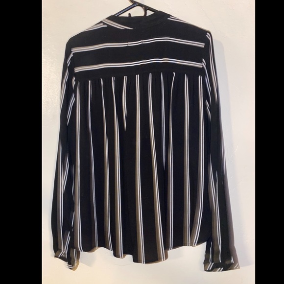 Blouse - Picture 3 of 5